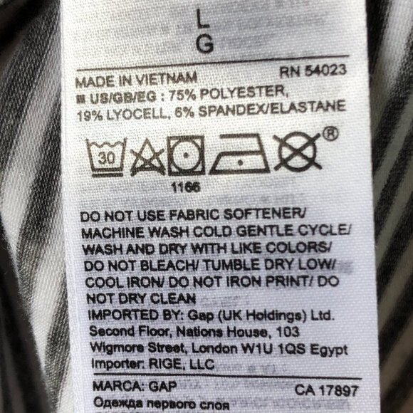 EUC Gap Breathe Two Tanks Grey/White Stripe & Solid Black in Women's Large - Picture 8 of 11